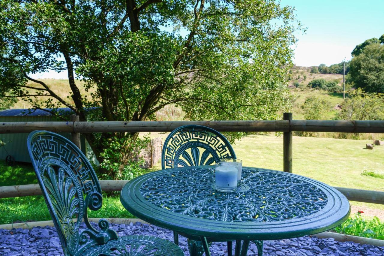 Lavender Retreat With Private Hot Tub Guest House Upper Hulme ภายนอก รูปภาพ