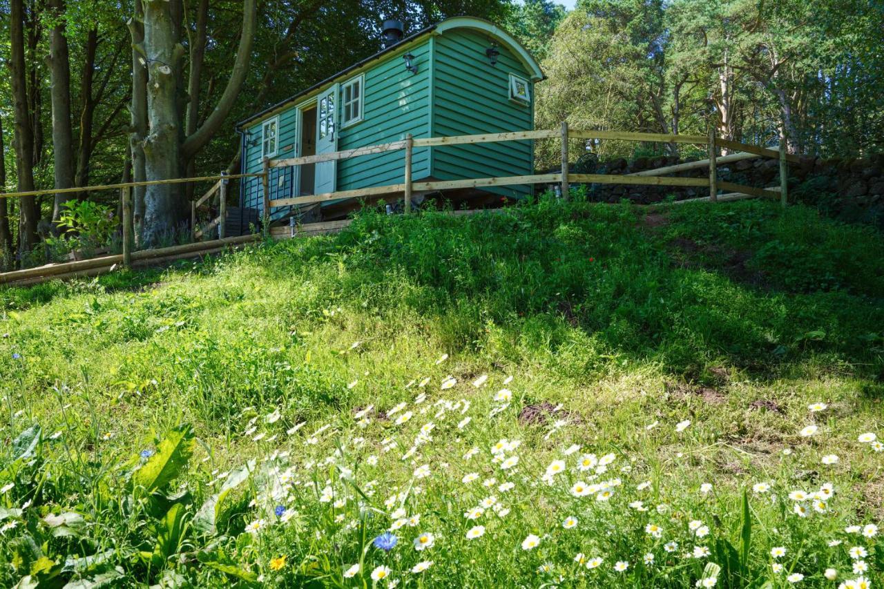 Lavender Retreat With Private Hot Tub Guest House Upper Hulme ภายนอก รูปภาพ